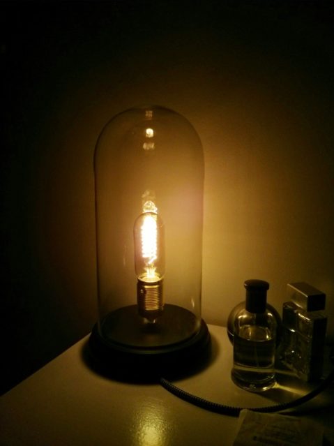 Stolp - lamp aan